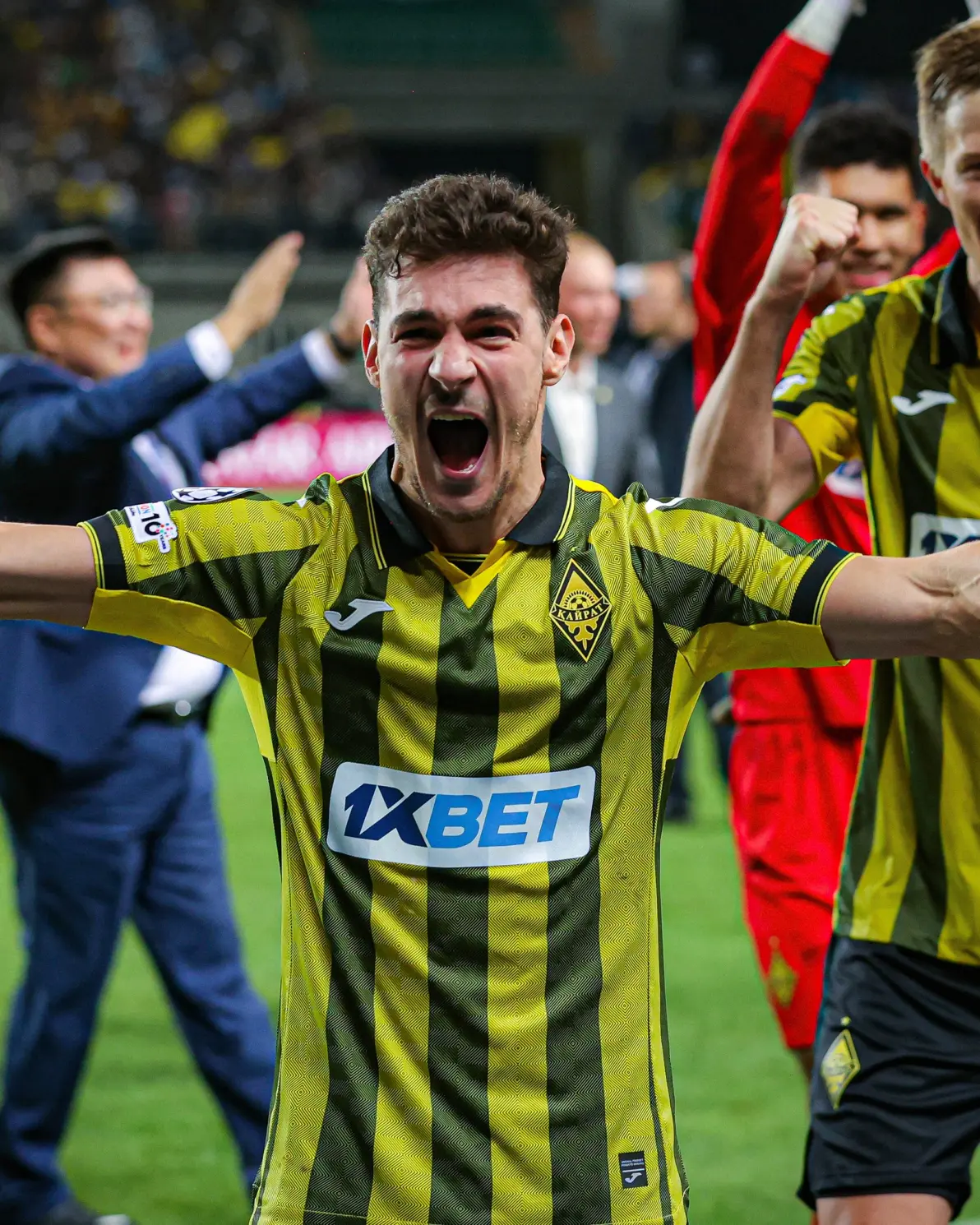 开云体育中国官网-关于欧超杯清晨再迎强敌，埃因霍温临场应变，主帅态度——气氛紧张，控场能力受关注的信息